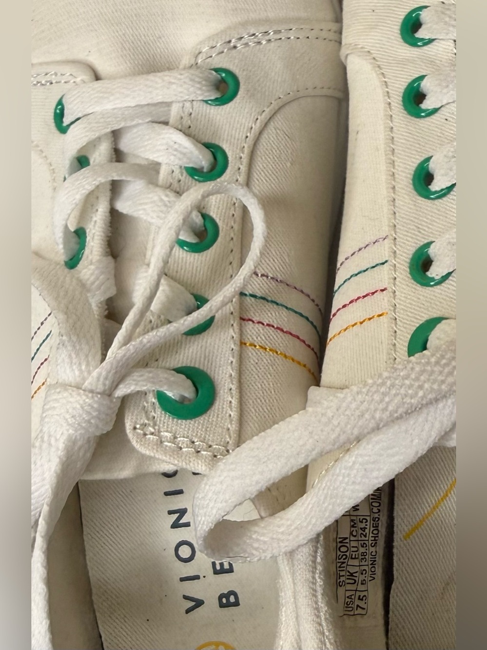 Vionic Beach Tennis Shoes Size 7.5